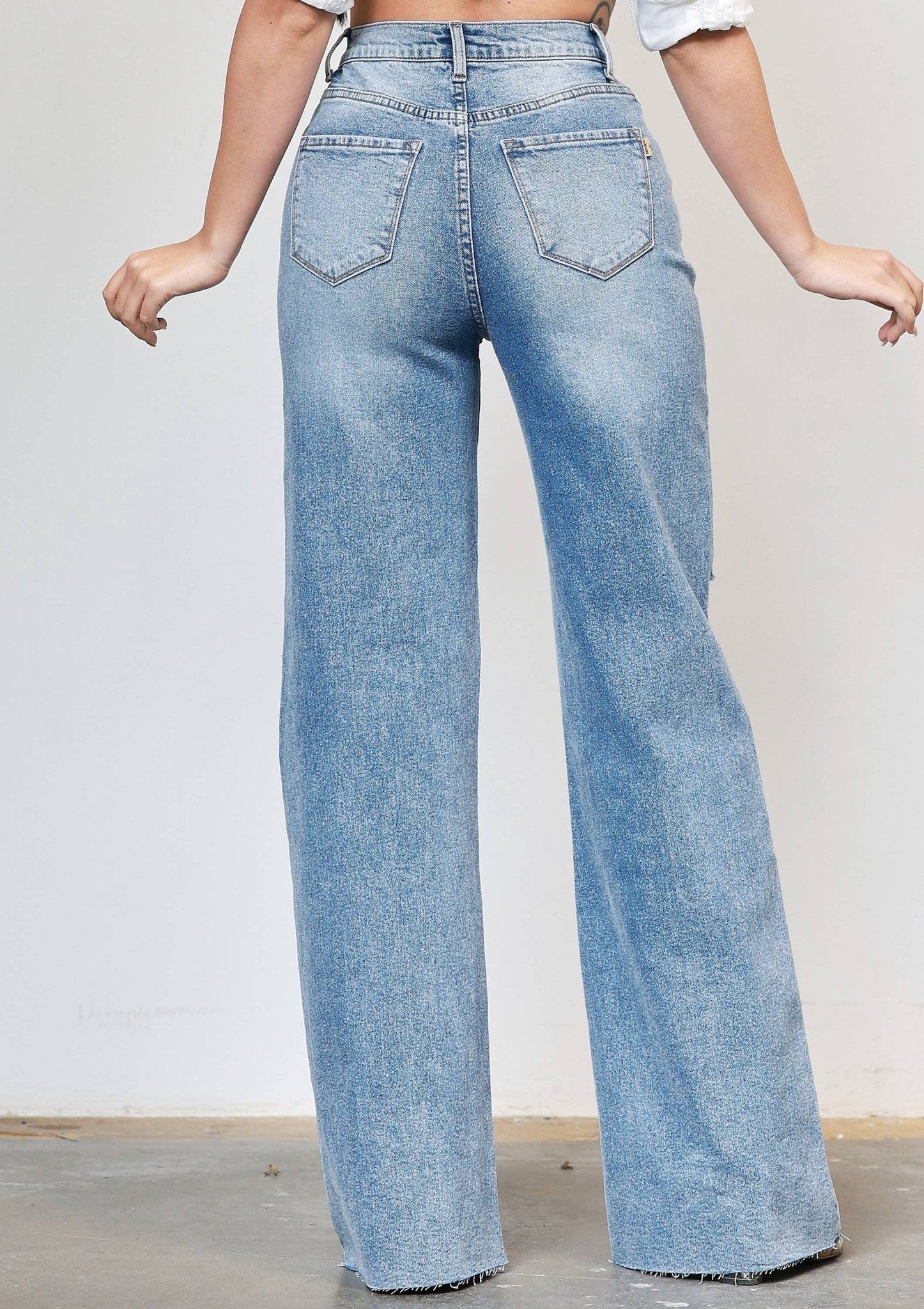 90’s Baby Wide Leg Jeans - She Rare Boutique